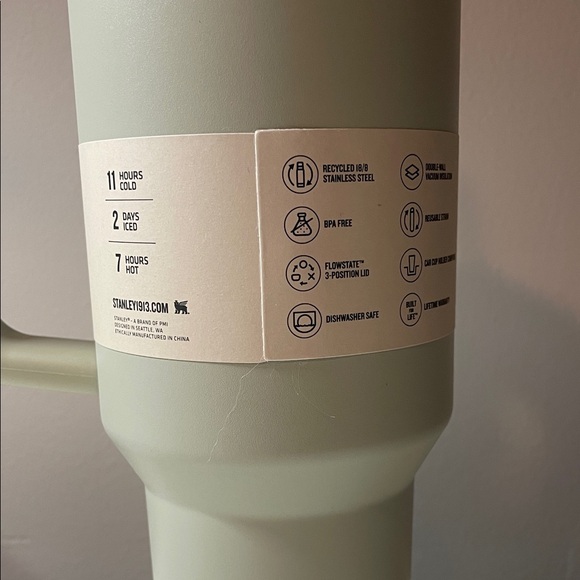 Stanley Limited Edition Hearth & Hand Quencher H2.0 Tumbler - Picture 5 of 8